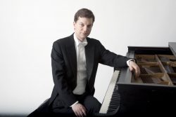 Till Fellner, piano
