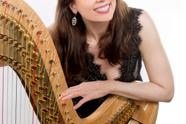 Yolanda Kondonassis, harp